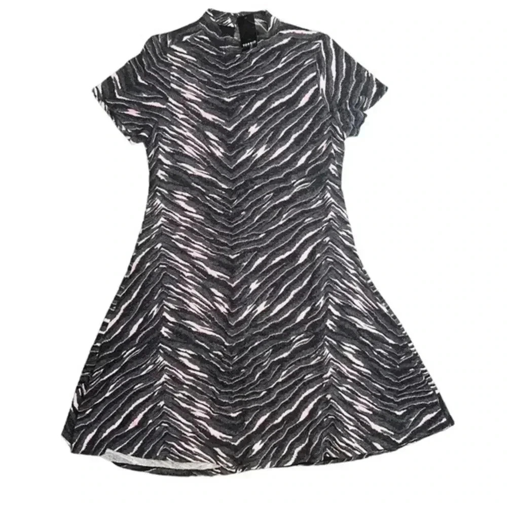 Torrid Pink Zebra Hacci‎ Mock Neck Trapeze Dress Plus Size 0X Knit Short Sleeve